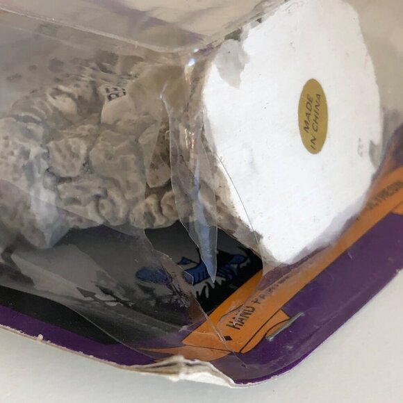 New Vtg Halloween Scene Haunted Haven Skeleton Heads Graveyard House - Picture 4 of 6